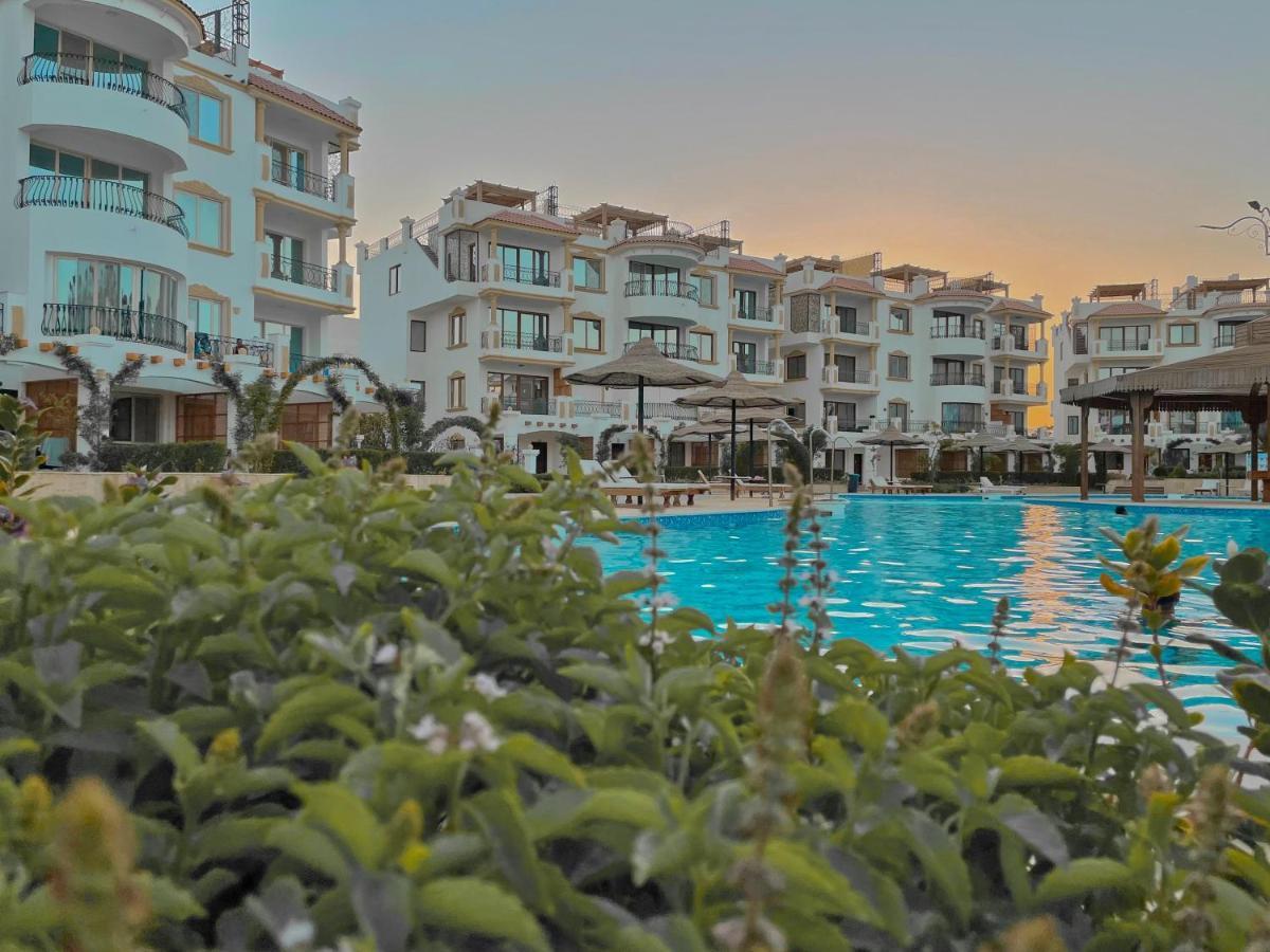 Sharm Hills Aqua Park Resort Bagian luar foto