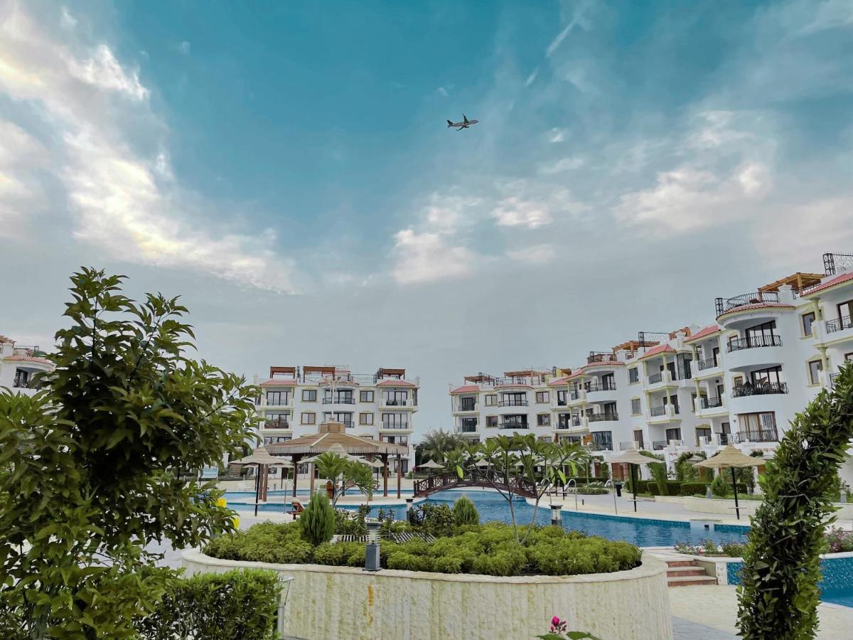 Sharm Hills Aqua Park Resort Bagian luar foto