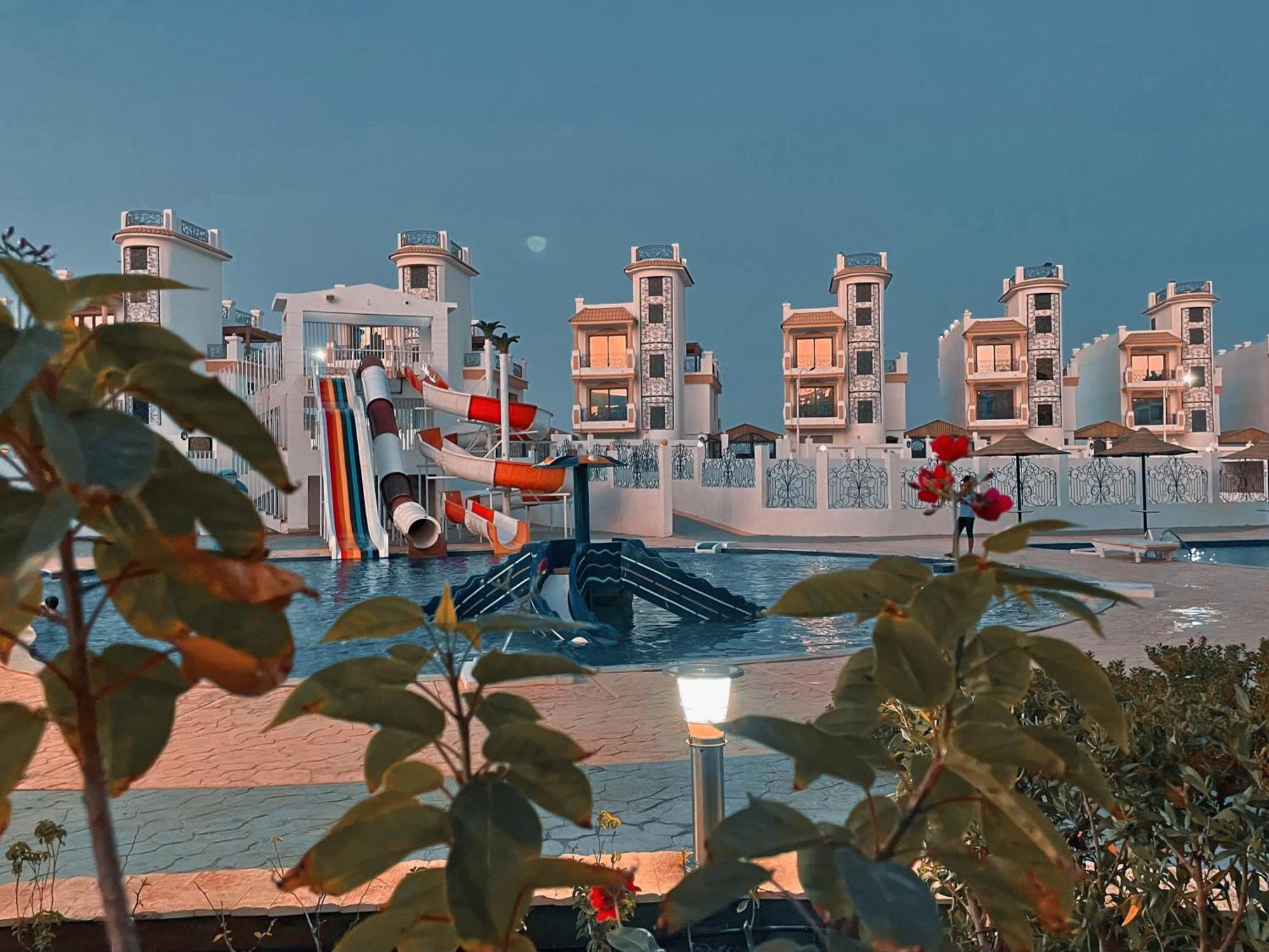 Sharm Hills Aqua Park Resort Bagian luar foto