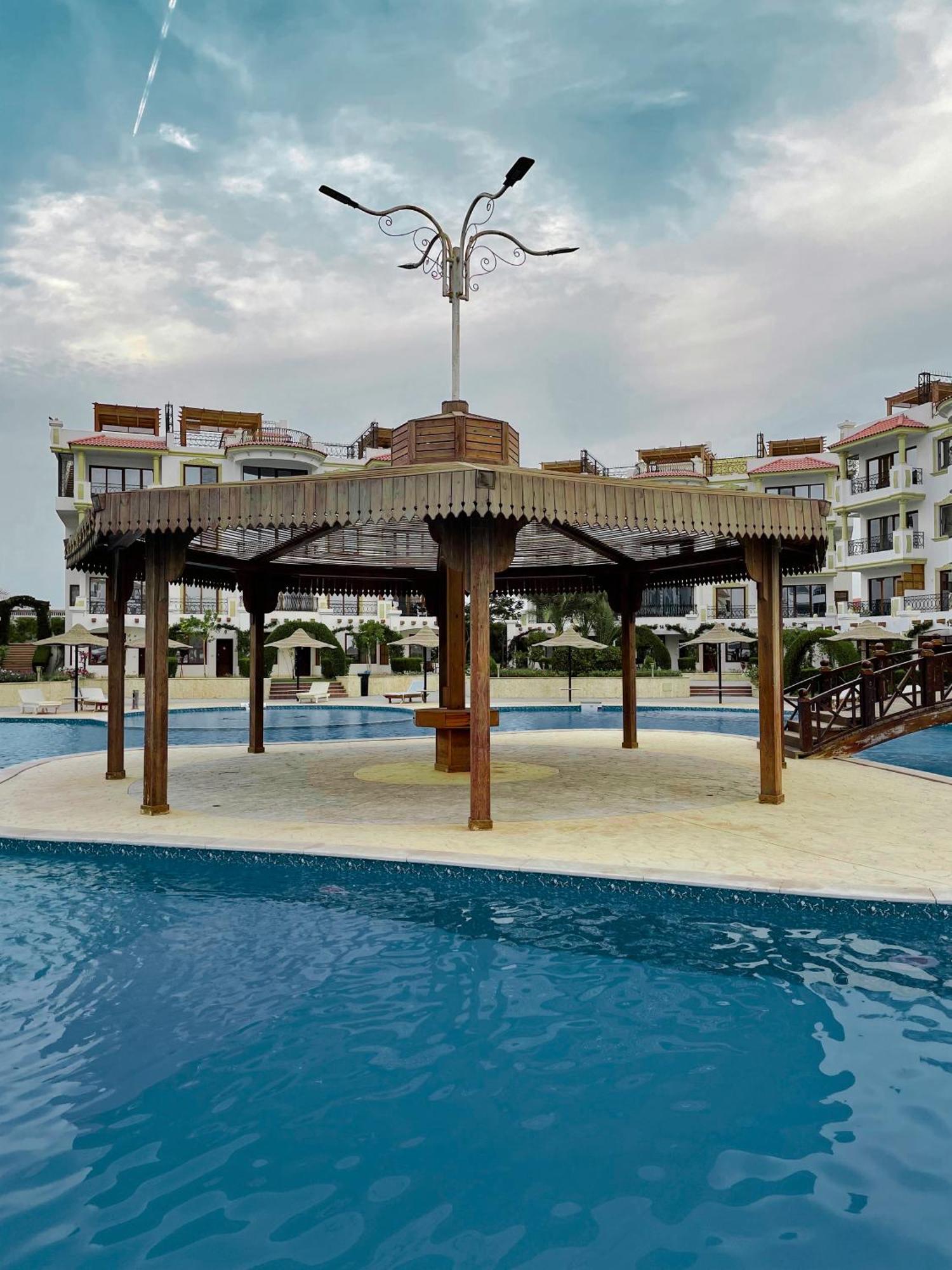 Sharm Hills Aqua Park Resort Bagian luar foto