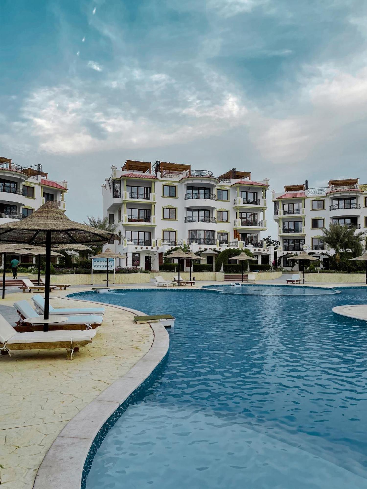 Sharm Hills Aqua Park Resort Bagian luar foto